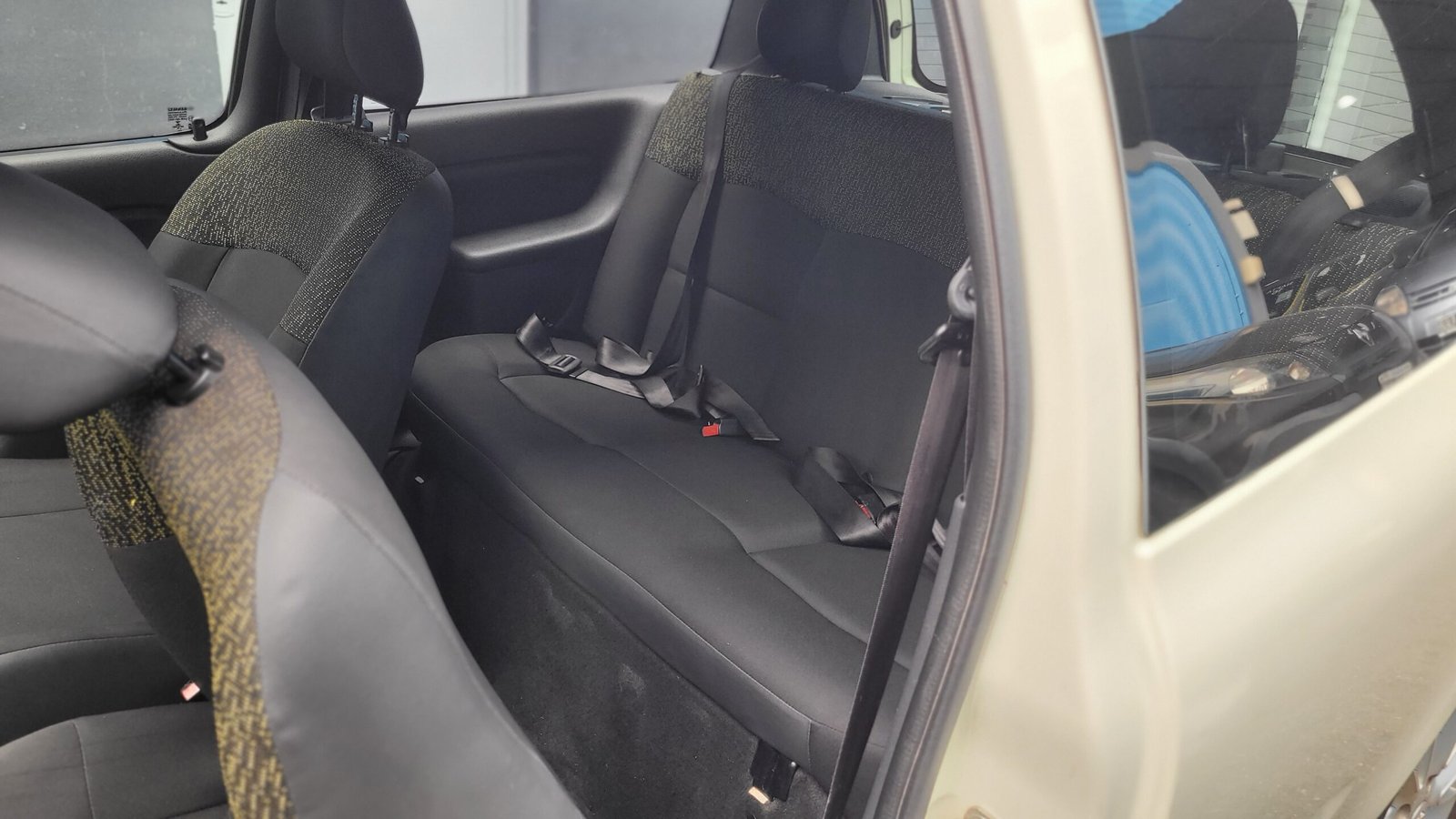 Renault Clio Clio Mio 1.2 3p Authen Pack - Image 7