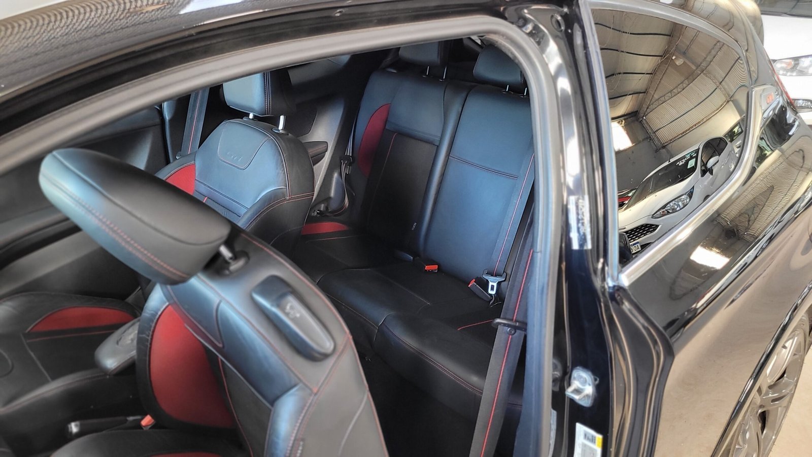 Peugeot 208 1.6 Gti - Image 7