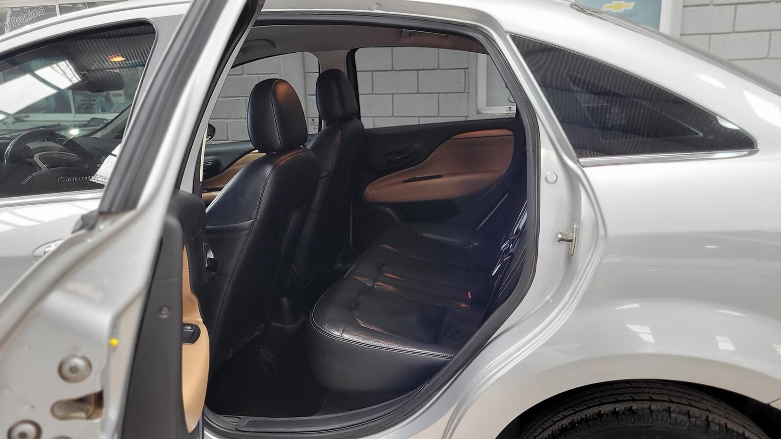 Fiat Linea Linea Absolute Uconnect Dualo L16 - Image 6
