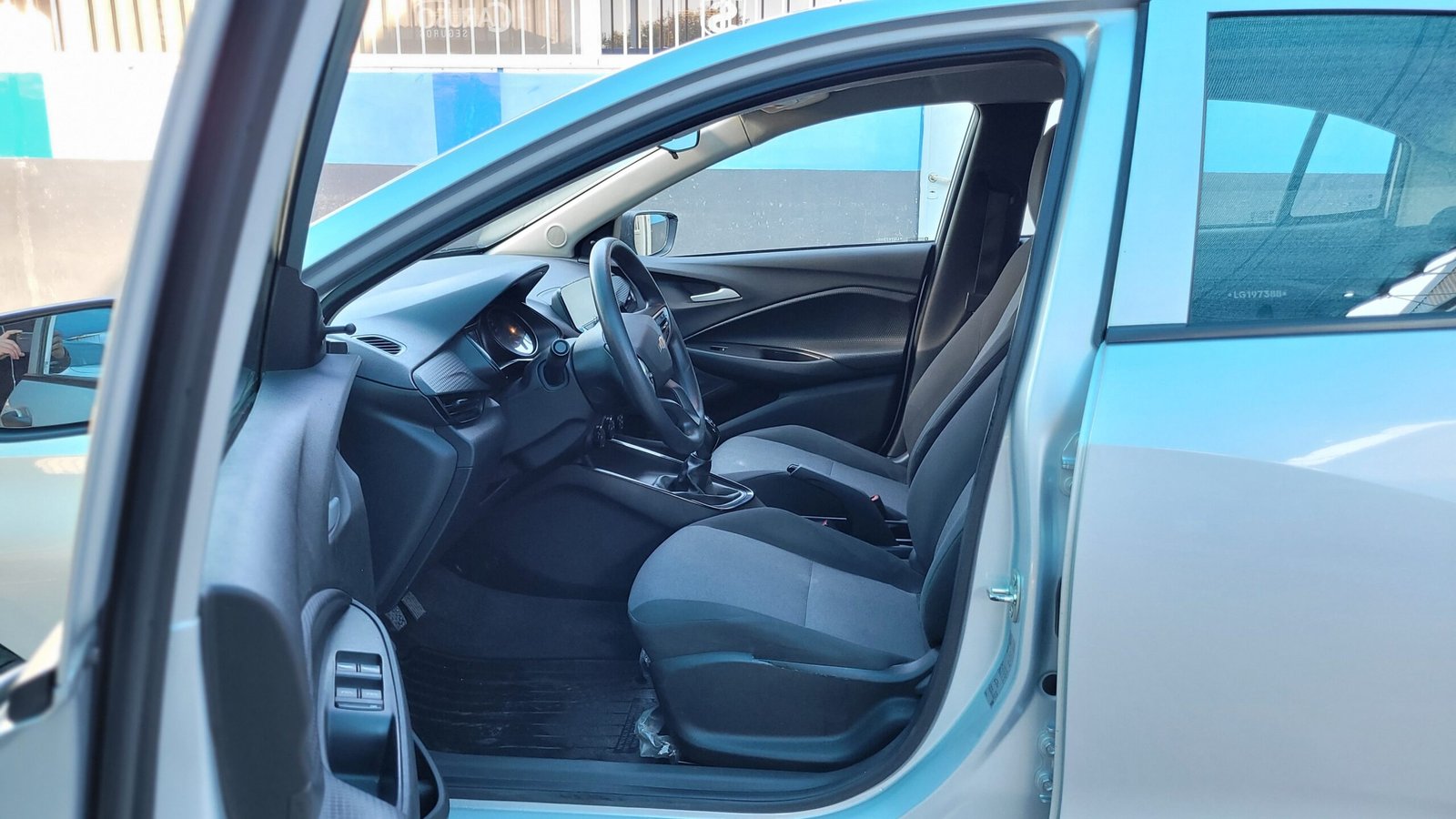 Chevrolet Onix Onix 1.2 Plus L19 - Image 4