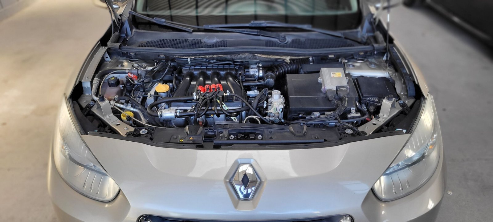 Renault Fluence 2.0 Dynamique - Image 9