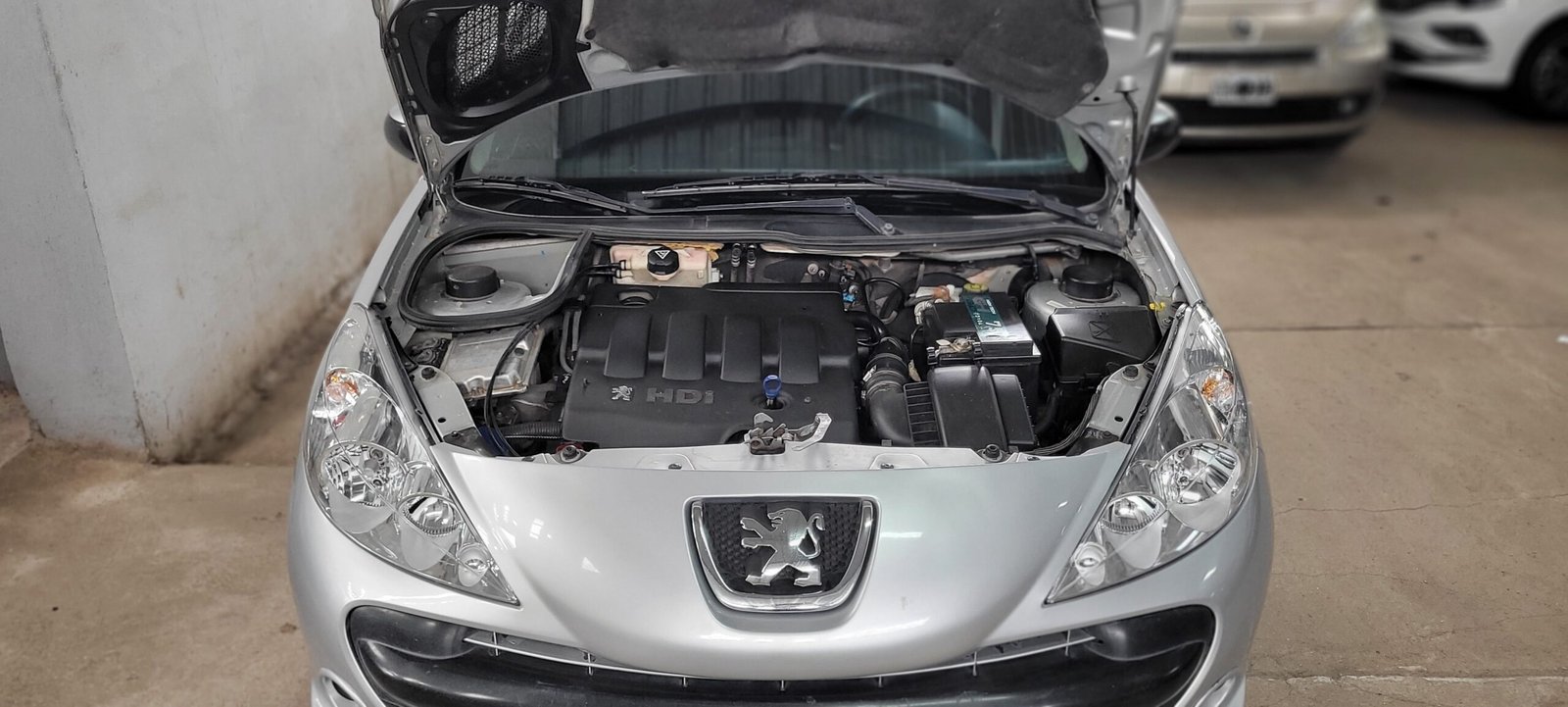 Peugeot 207 207 Compact 2.0 4p Xt Hdi - Image 5