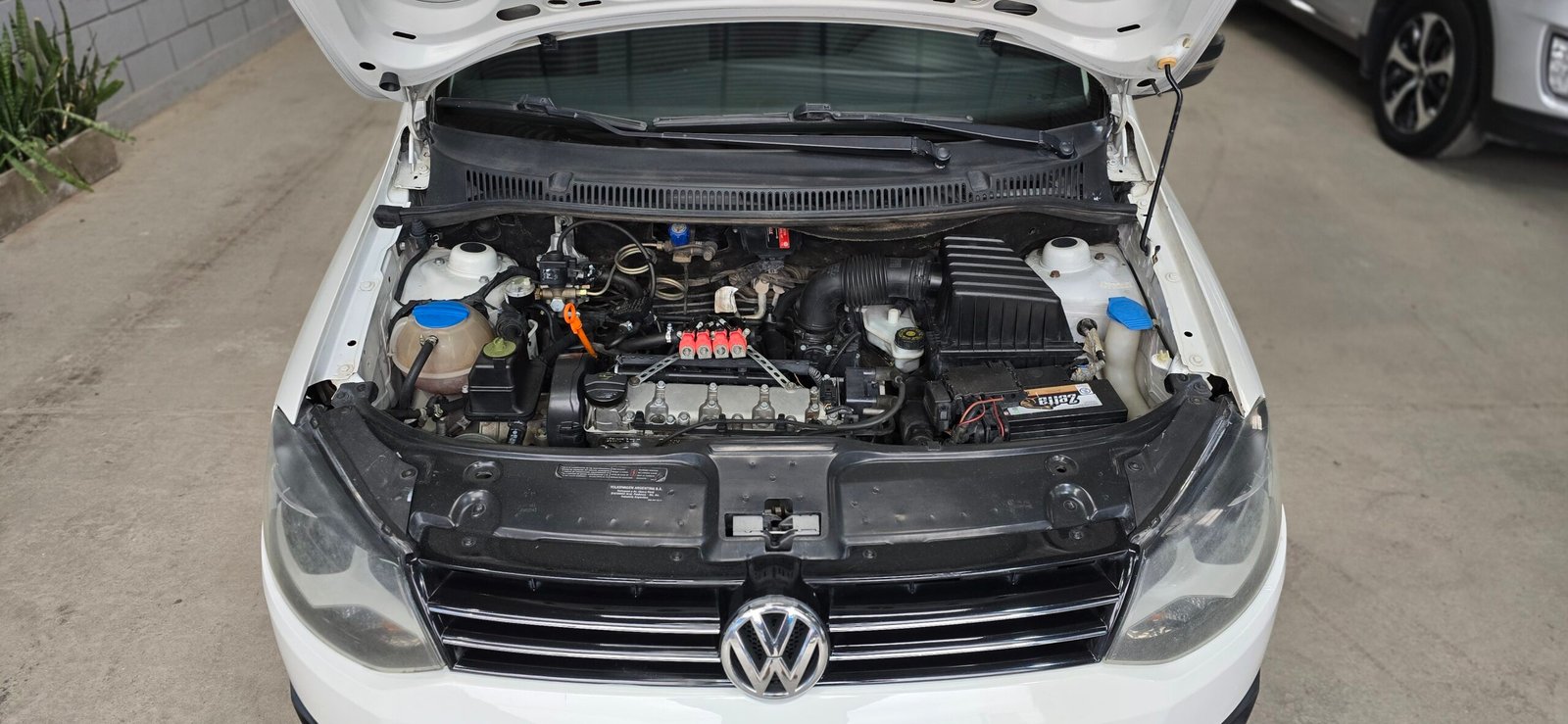 Volkswagen Suran Suran 1.6 Trendline Abs L14 - Image 8