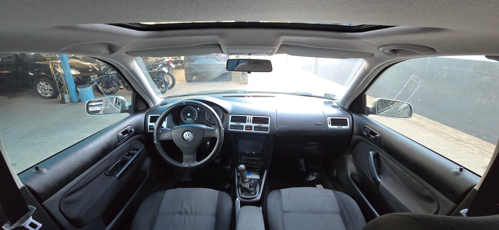 Volkswagen Bora 2.0 Mpi Trendline L07 - Image 5