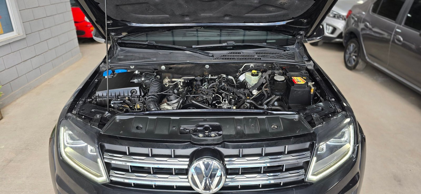 Volkswagen Amarok 2.0Tdi 4X2 Dc Highline 180cv Pack - Image 8