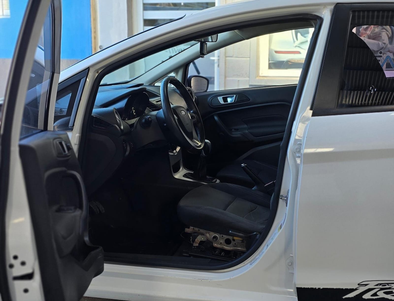 Ford Fiesta Fiesta 1.6 4p Se Plus (Kd) - Image 6