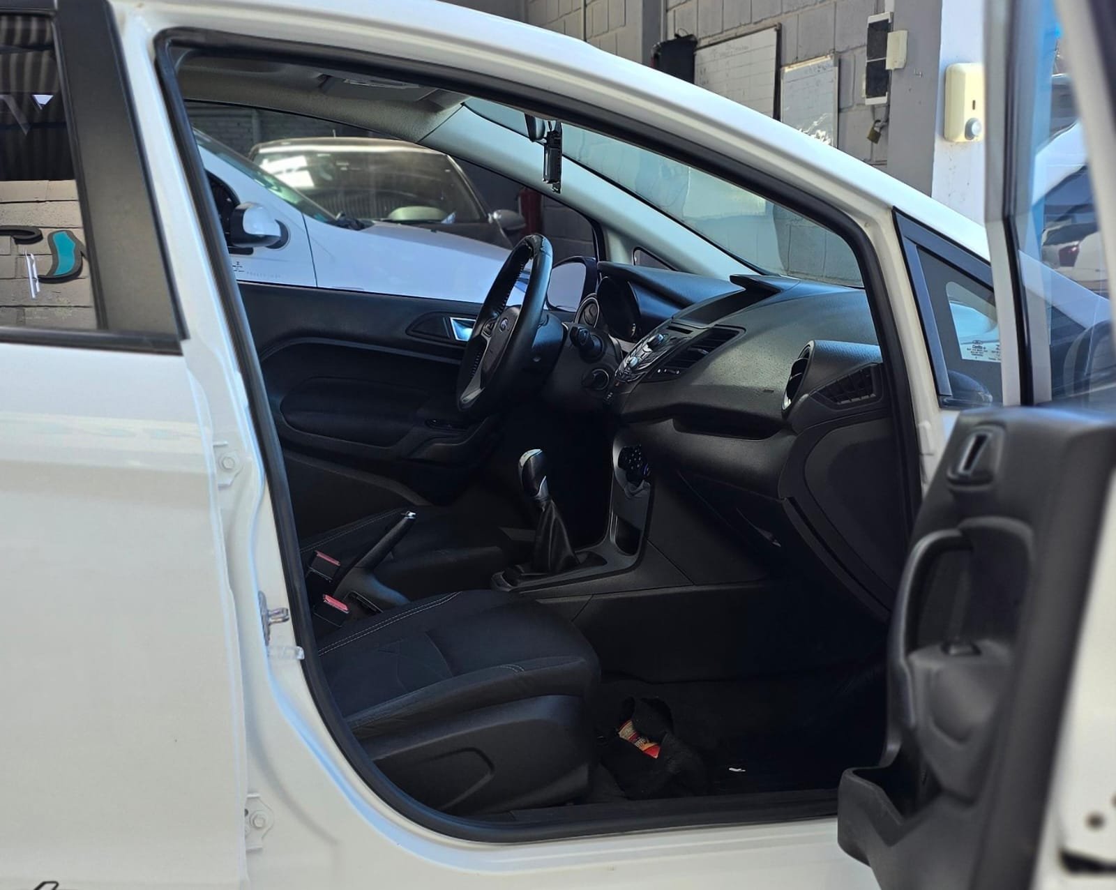 Ford Fiesta Fiesta 1.6 4p Se Plus (Kd) - Image 7
