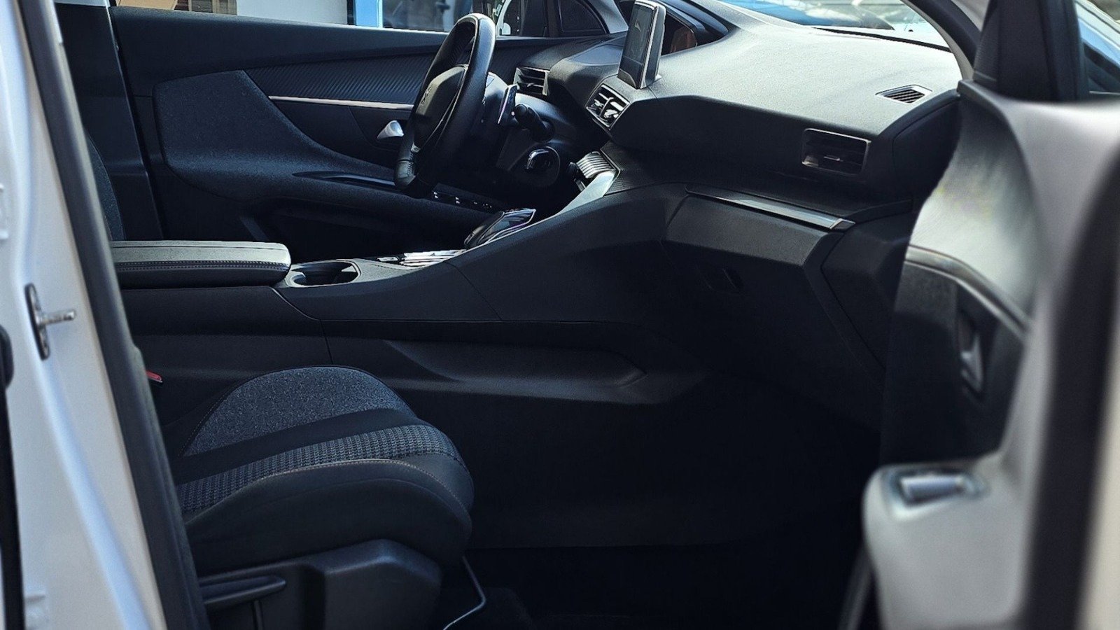 Peugeot 3008 1.6 Allure Tip - Image 6