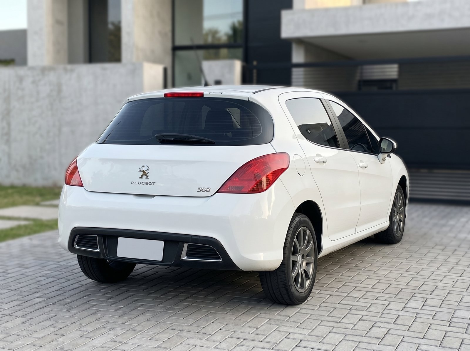 Peugeot 308 1.6 Hdi Allure Nav - Image 4