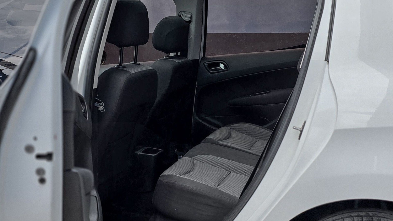 Peugeot 308 1.6 Hdi Allure Nav - Image 7
