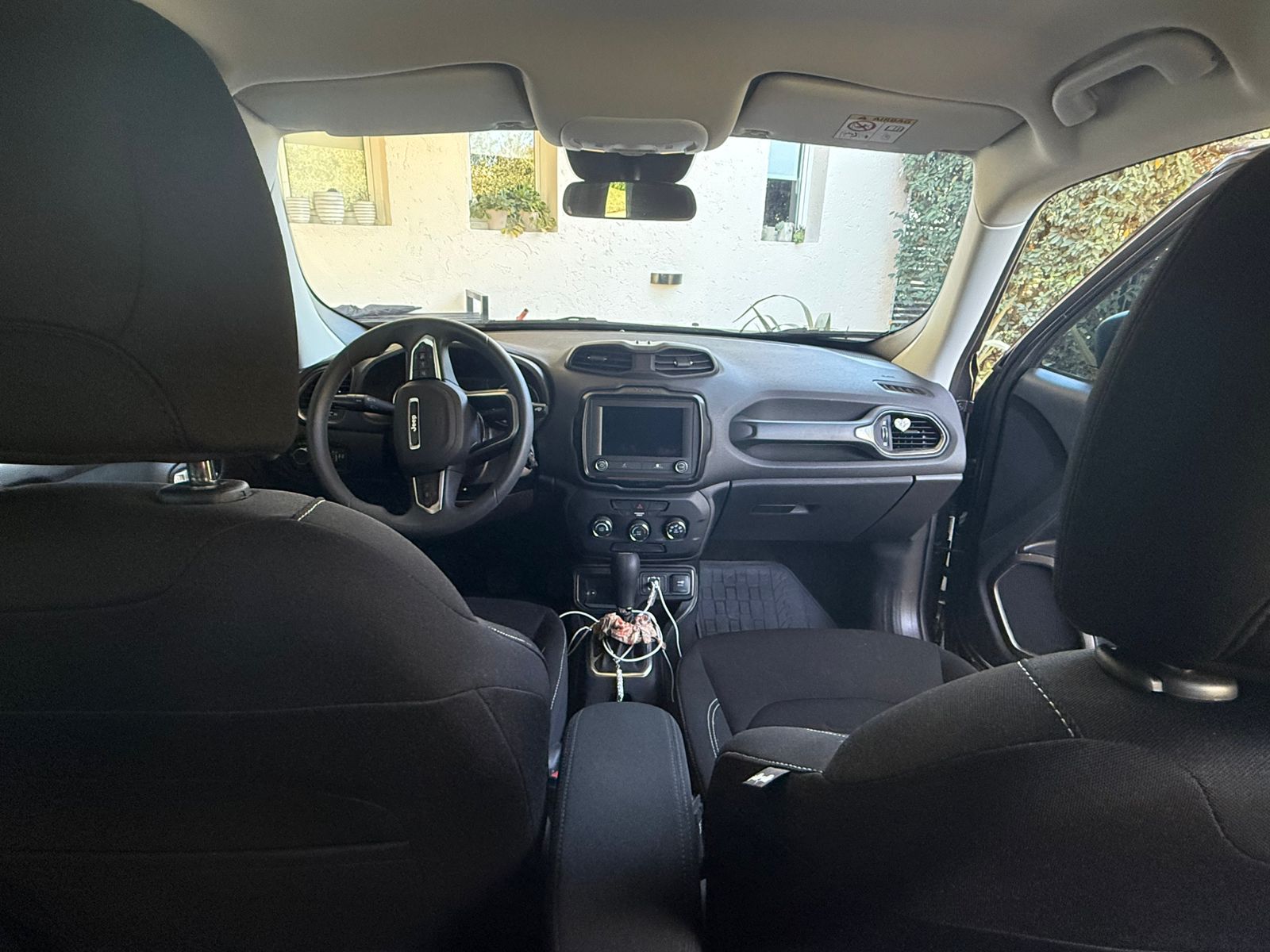 Jeep Renegade Sport T270 1.3T AT6 FWD - Image 11