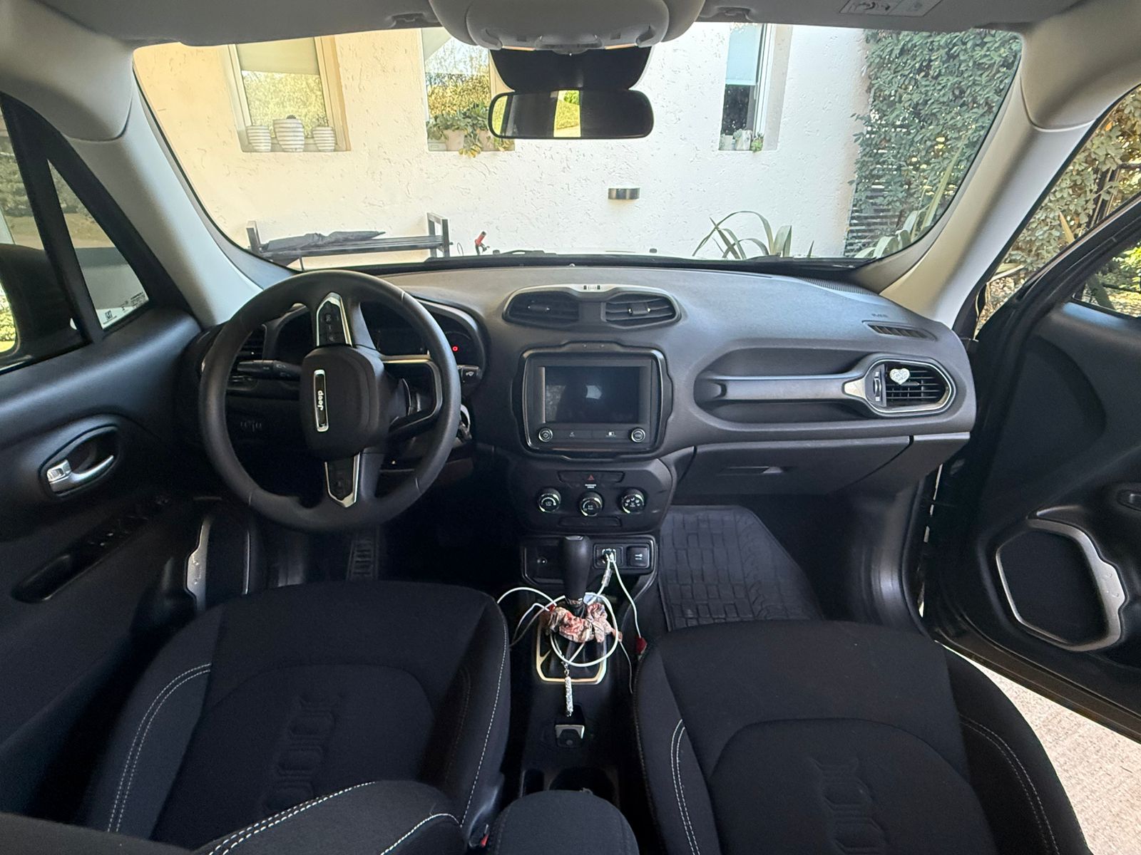 Jeep Renegade Sport T270 1.3T AT6 FWD - Image 12