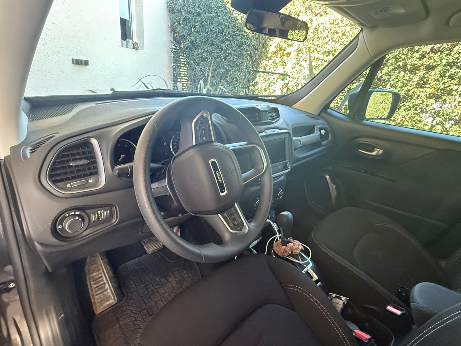 Jeep Renegade Sport T270 1.3T AT6 FWD - Image 13