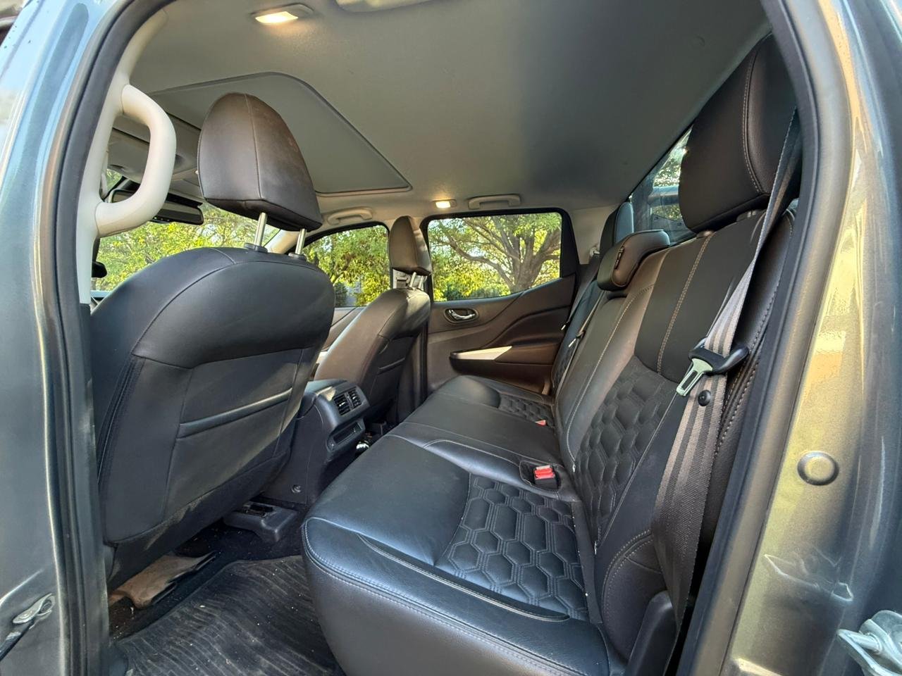 Nissan Pick-Up Frontier Platinum 2.3 Dc 4X4 At - Image 14