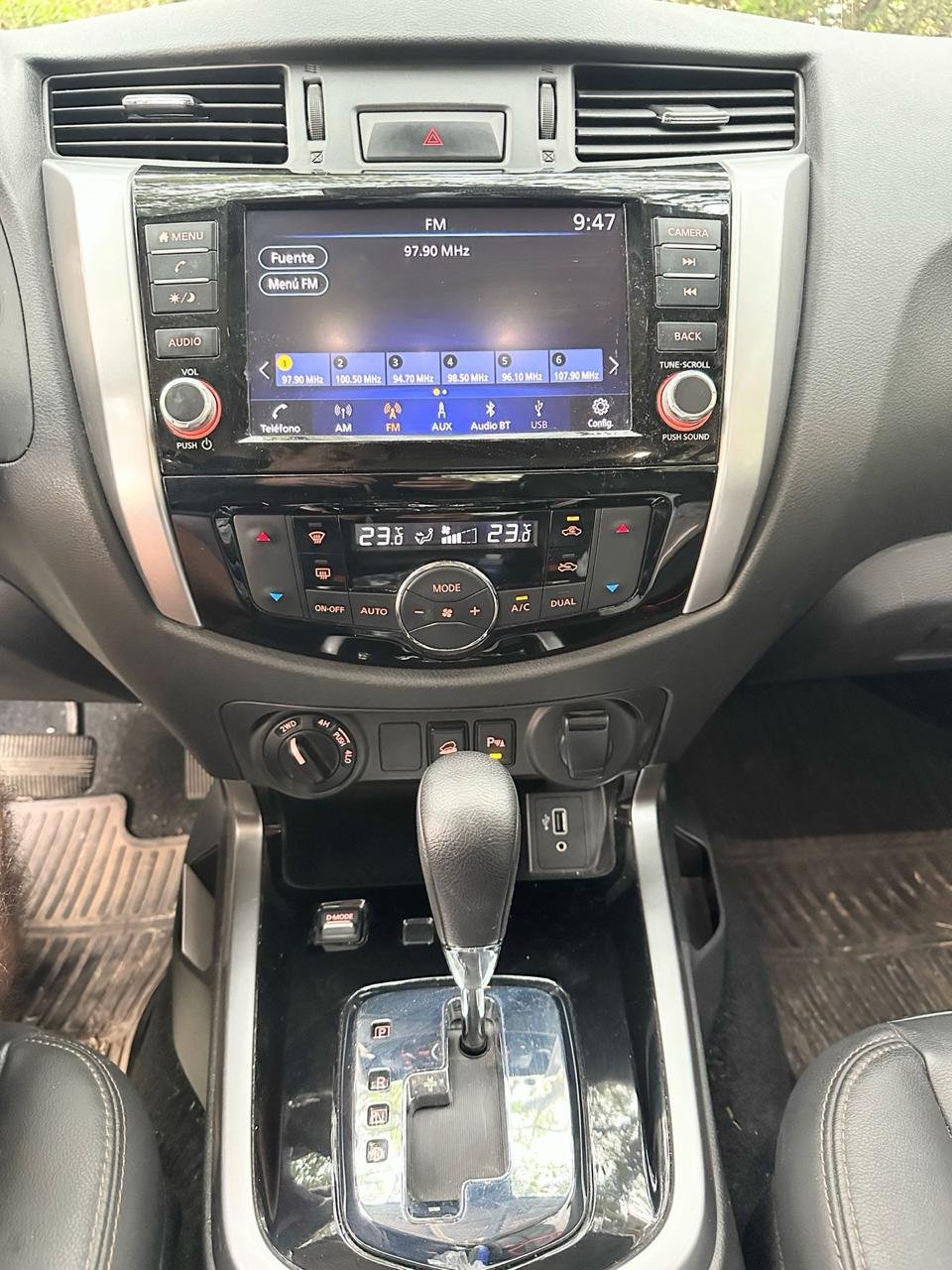 Nissan Pick-Up Frontier Platinum 2.3 Dc 4X4 At - Image 13