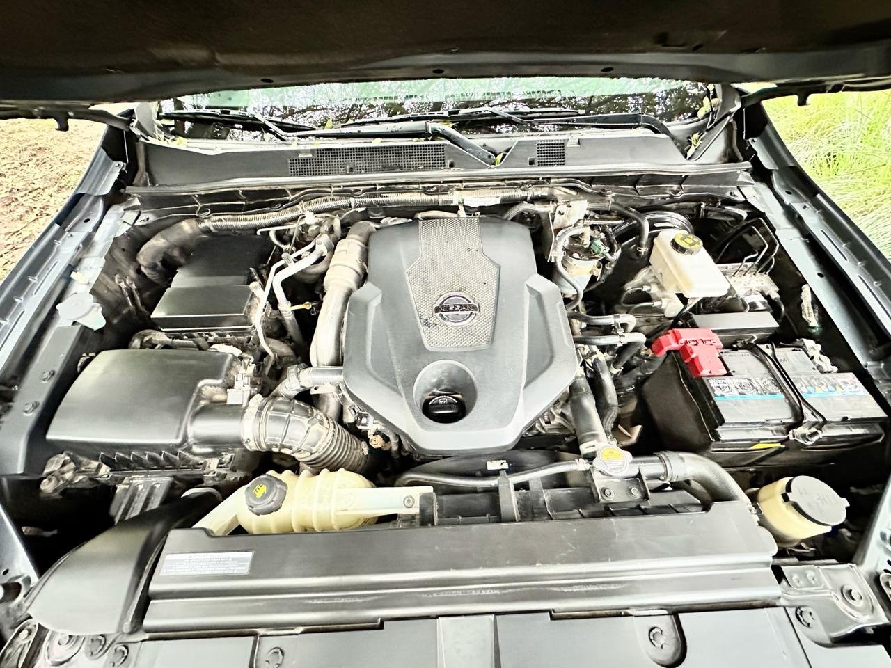 Nissan Pick-Up Frontier Platinum 2.3 Dc 4X4 At - Image 10