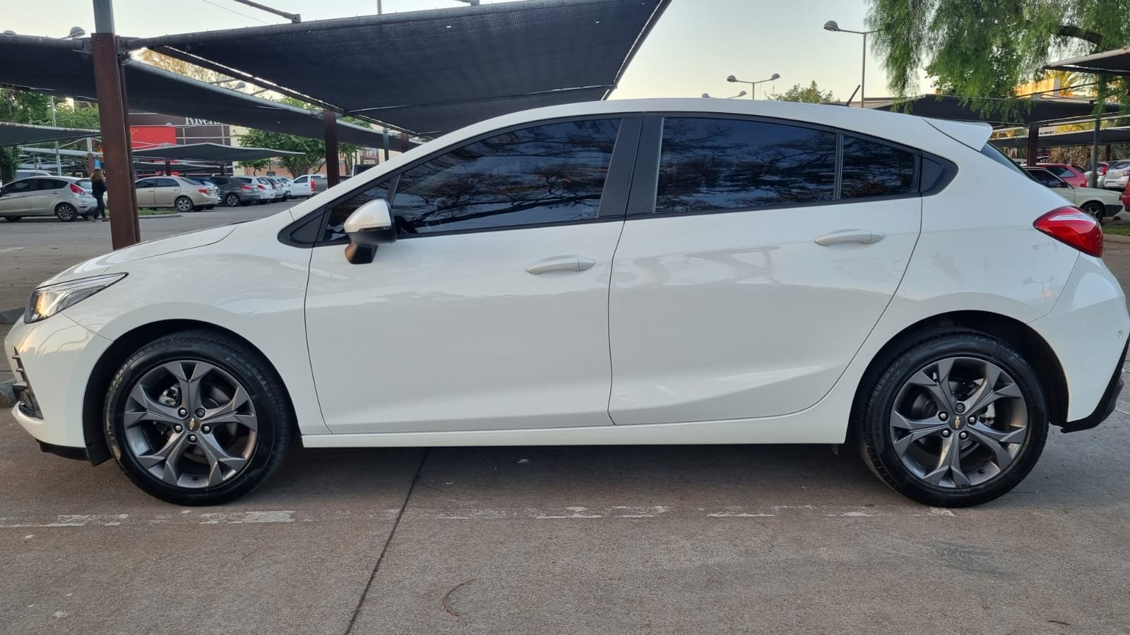 Chevrolet Cruze Cruze 1.4 5p Lt