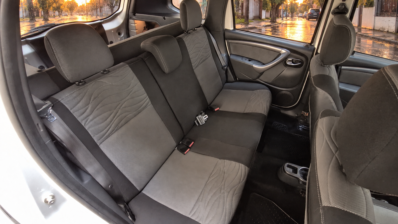 Renault Duster Duster 2.0 4X4 Luxe - Image 6