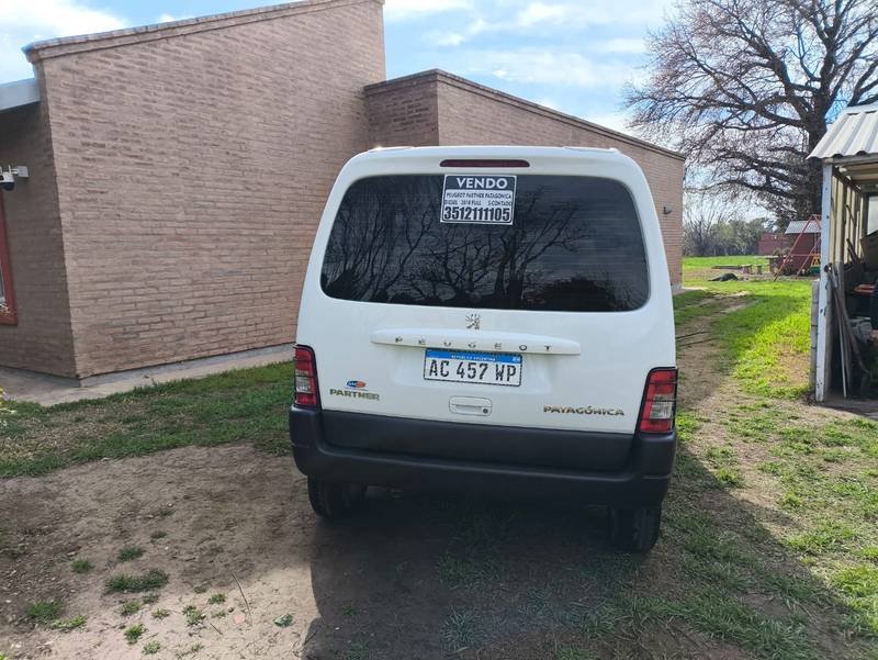 Peugeot Partner Partner Patagonica 1.6Hdi Vtc Pl L10/17 - Image 3