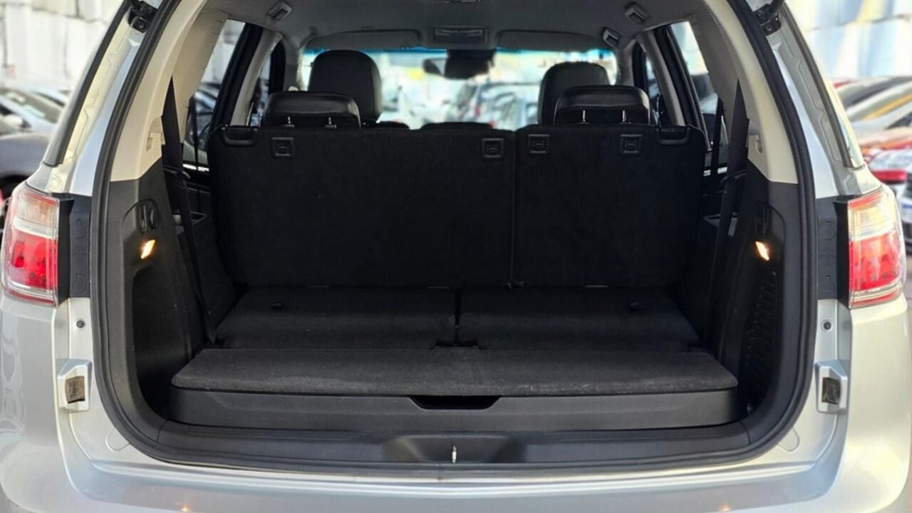 Chevrolet Trailblazer 2.8 4x4 LTZ AT - Image 8