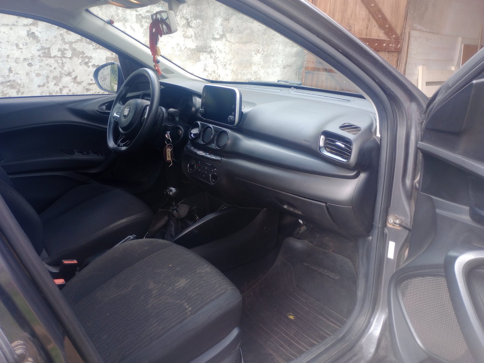 Fiat Cronos 1.3 Drive Gse Pack Conecti - Image 9